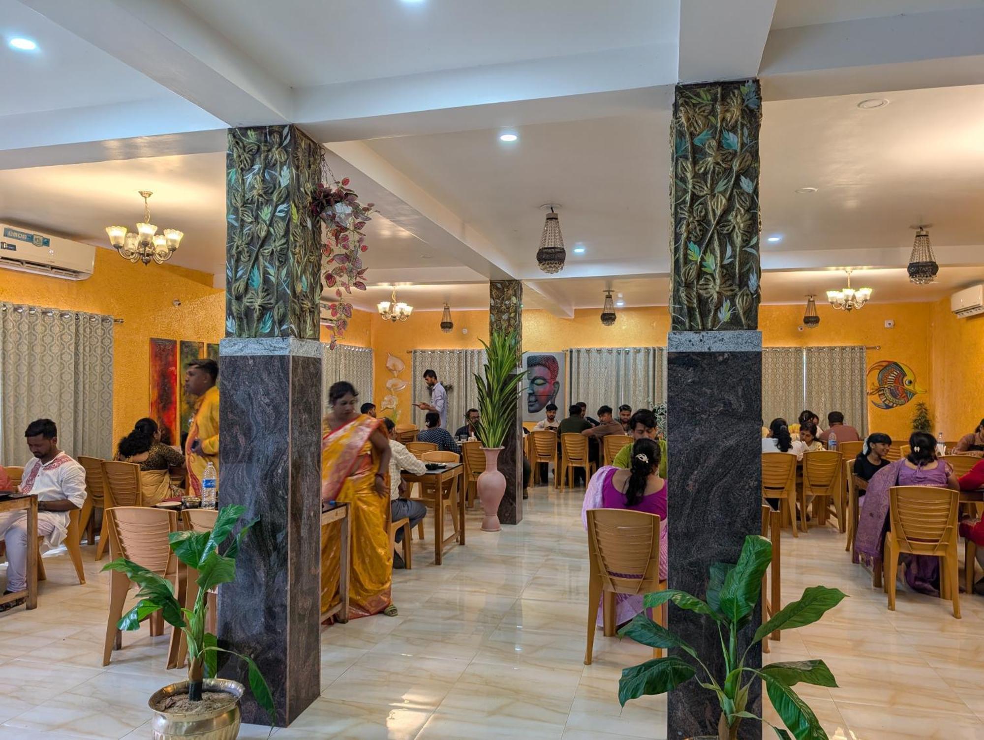 Dip Holidays Shānti Niketan Exterior foto